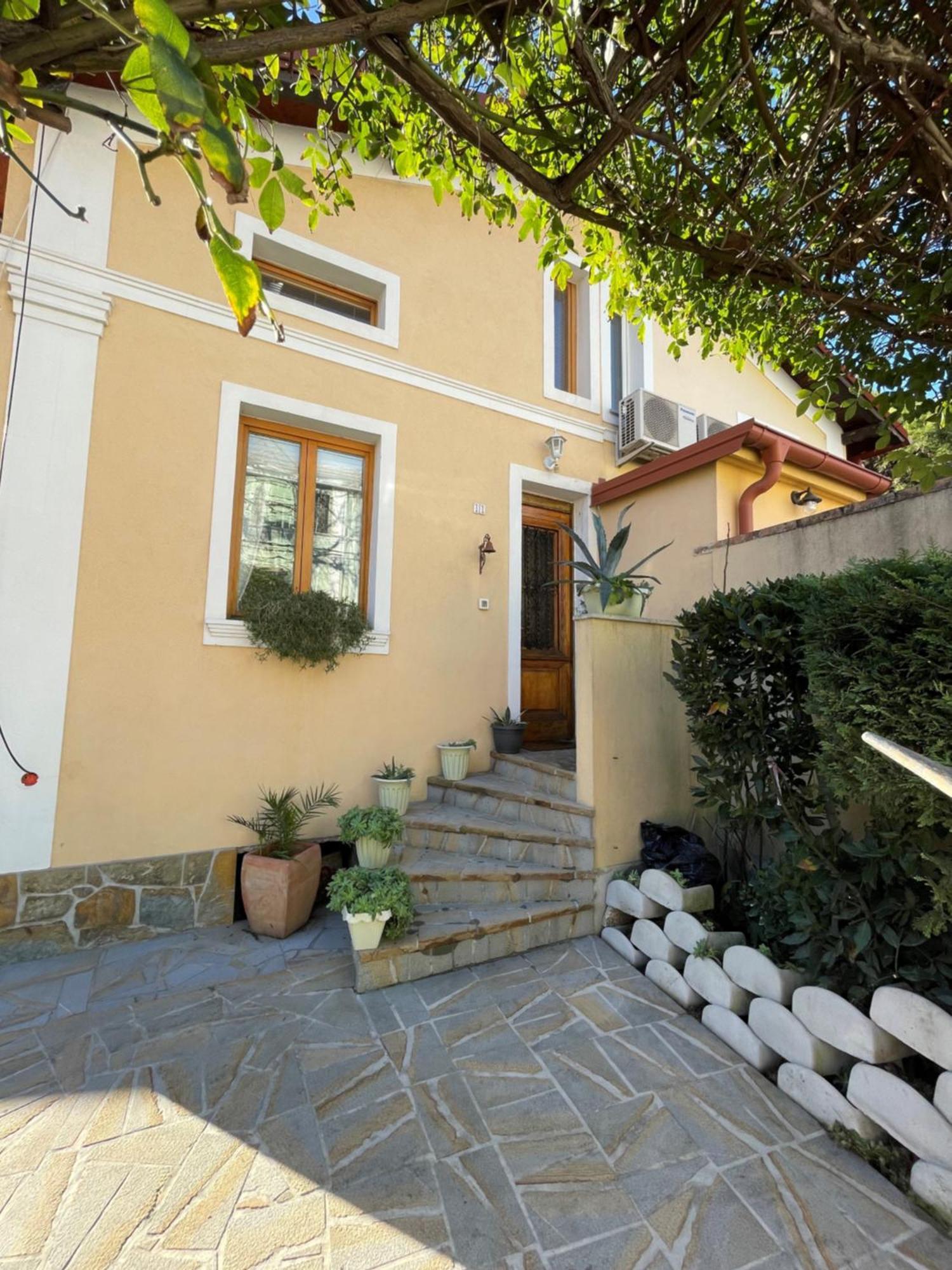 איזולה Villa Noa Jacuzzi & Sauna מראה חיצוני תמונה